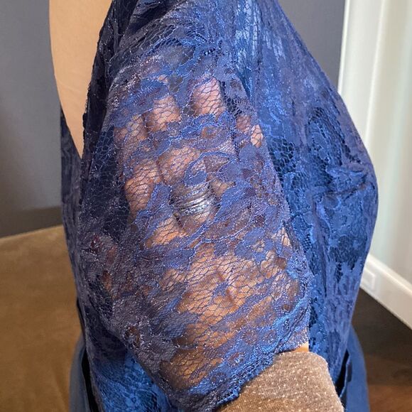 Women’s Blue Full Length Tulle & Lace Sort Sleeve Bridesmaid Dress Size XL NWT - Picture 4 of 9